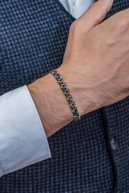 Men's Zigzag Pattern Hematite Natural Stone Bracelet – Stylish Macrame Design