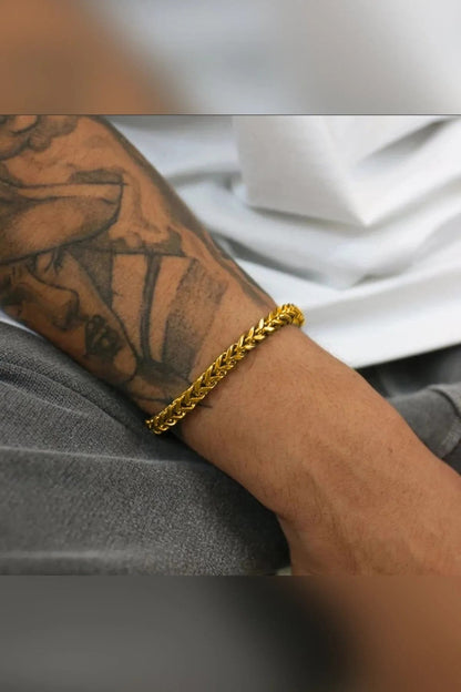 Handcrafted Man Bracelet Foxtail Anti Tarnish Gold Plated Steel Bracelet