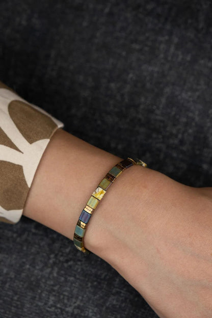 Handmade Aqua Green Unisex Bracelet with Rectangular-Cut Natural Stones