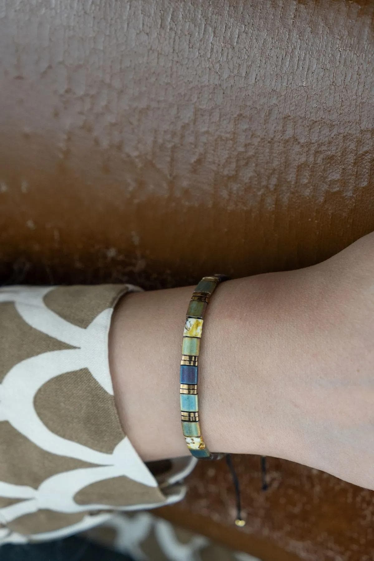 Handmade Aqua Green Unisex Bracelet with Rectangular-Cut Natural Stones