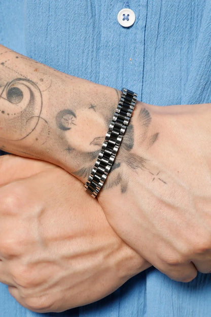 Timeless Sophistication: Silver and Black  Steel Men's Bracelet