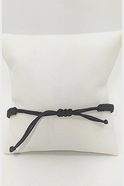 Men's Matte Hematite Bracelet: Adjustable Macrame Wristwear with Leather Pouch