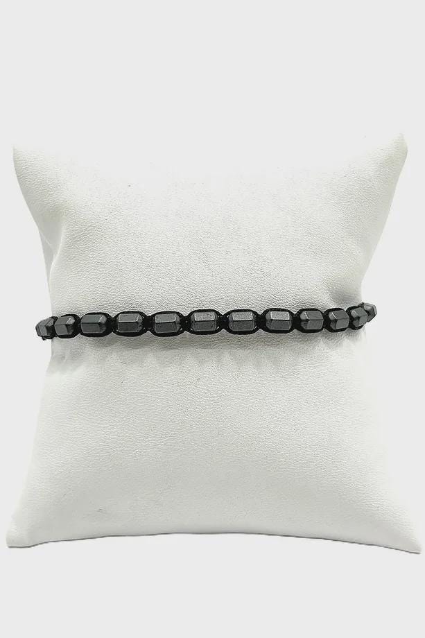 Men's Matte Hematite Bracelet: Adjustable Macrame Wristwear with Leather Pouch