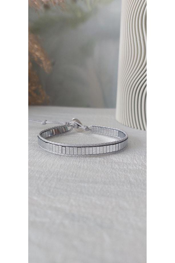 Handmade Men's Natural Hematite Stone Bracelet – Grounding & Stylish Energy Bracelet