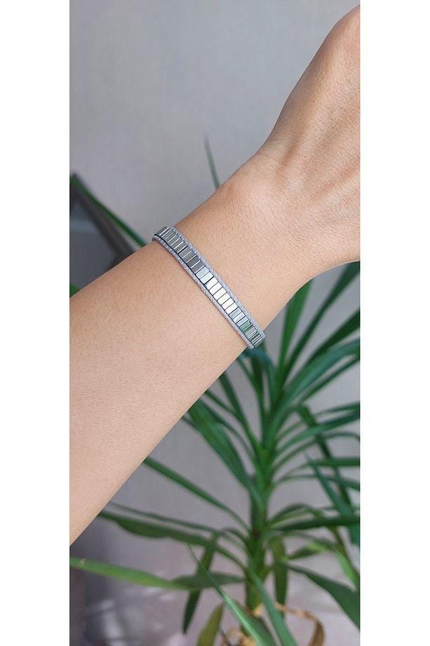 Handmade Men's Natural Hematite Stone Bracelet – Grounding & Stylish Energy Bracelet